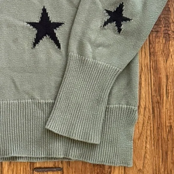 PISTOLA Daria Crewneck Sweater Knit Oversized Stars Graphic, Small, Olive Green - Picture 5 of 6
